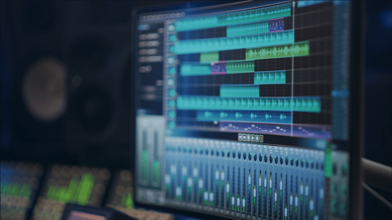 Beginner music producer setting up a home studio 